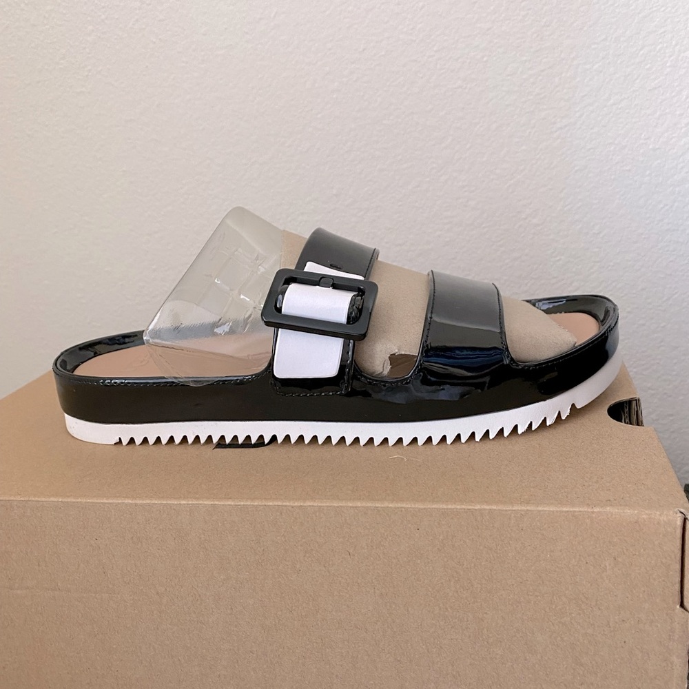 UGG Cooper Sandal